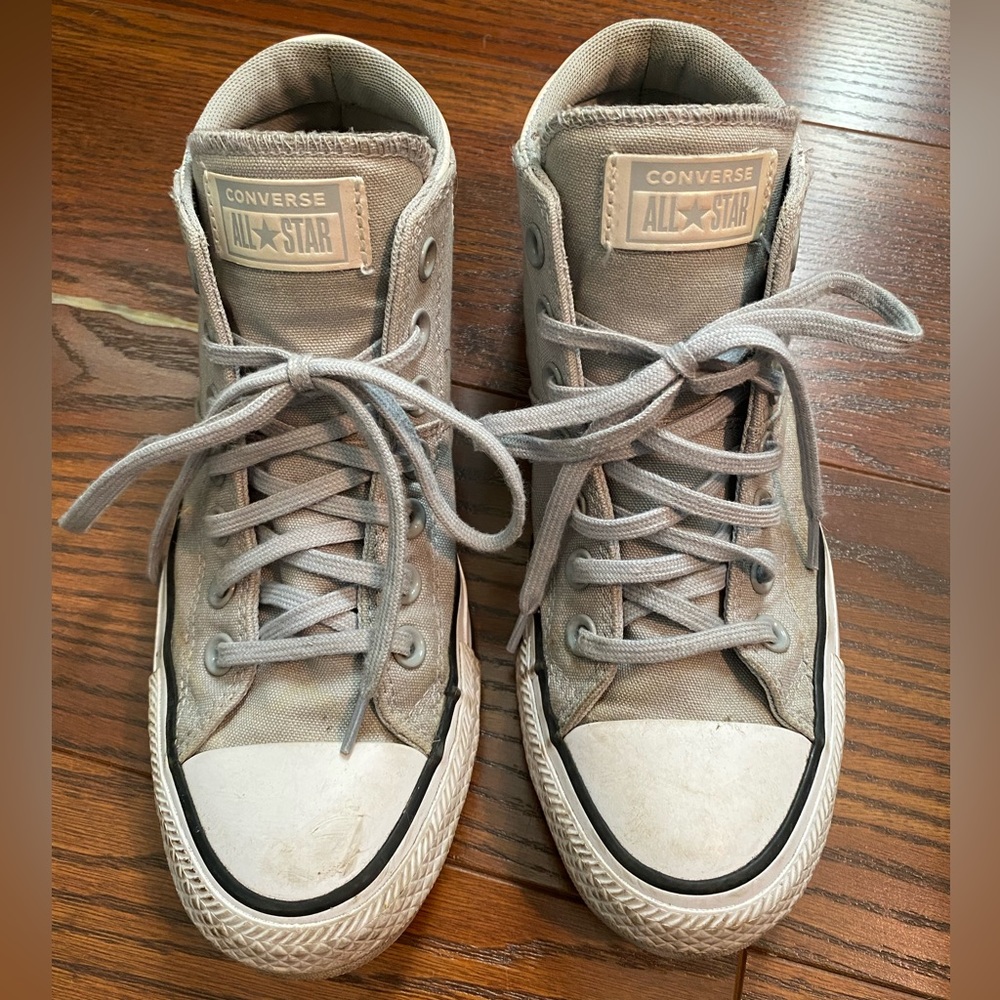 Ladies Converse